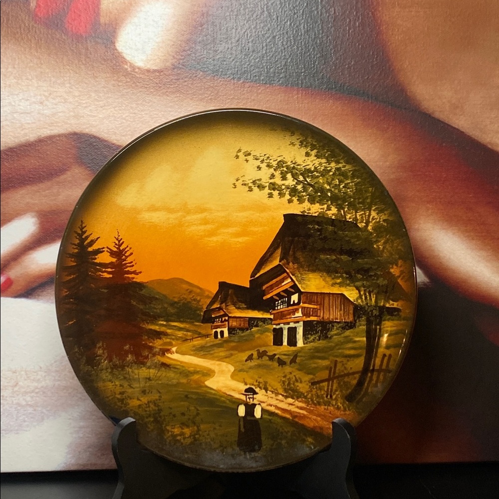 German Majolika Wall Art Decorative Hand Painted 8.5 Vintage Plate